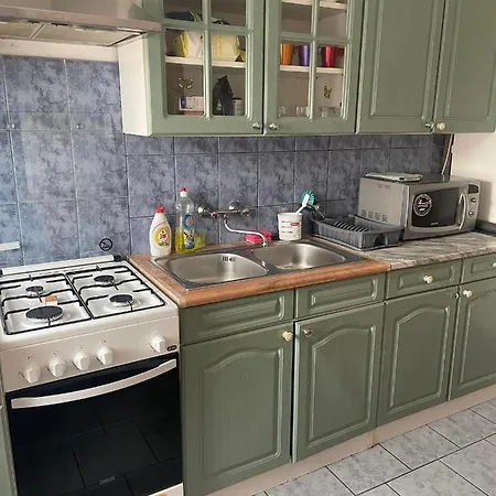 Apartment Jobarat Vendeghaz