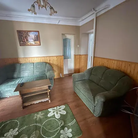 Jobarat Vendeghaz Sata